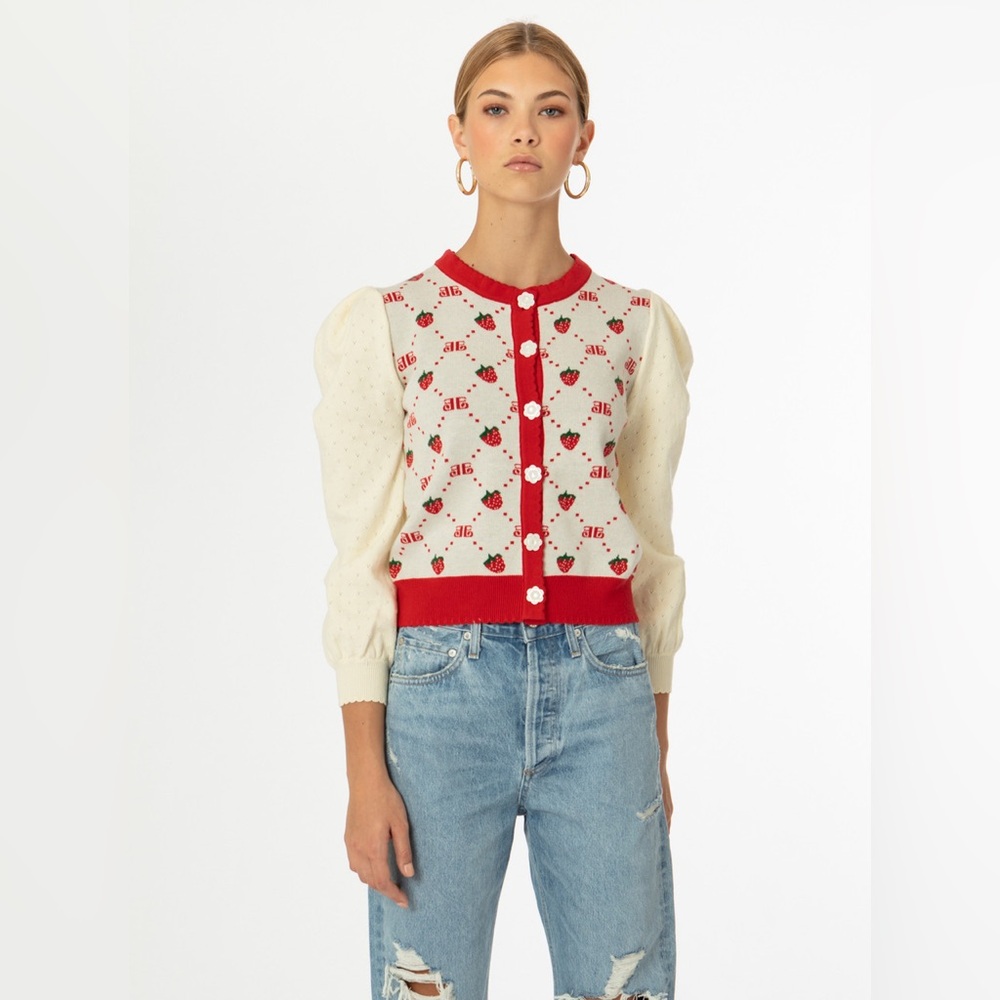 EllandEmm NWOT Strawberry Monogram Cardigan in Cream and Red, Size S/M - Picture 10 of 14